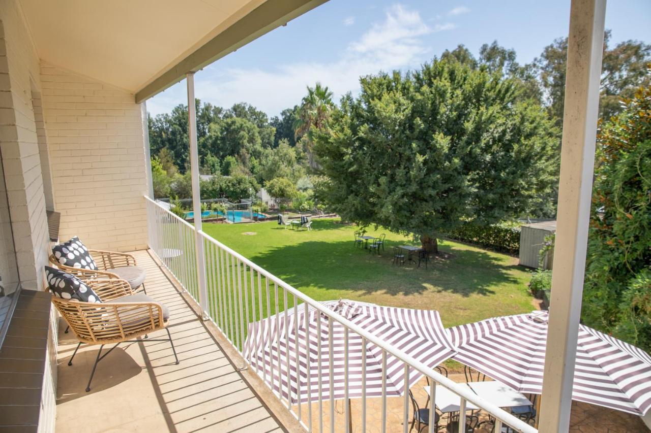 Harriet House Tumut Motel Ngoại thất bức ảnh