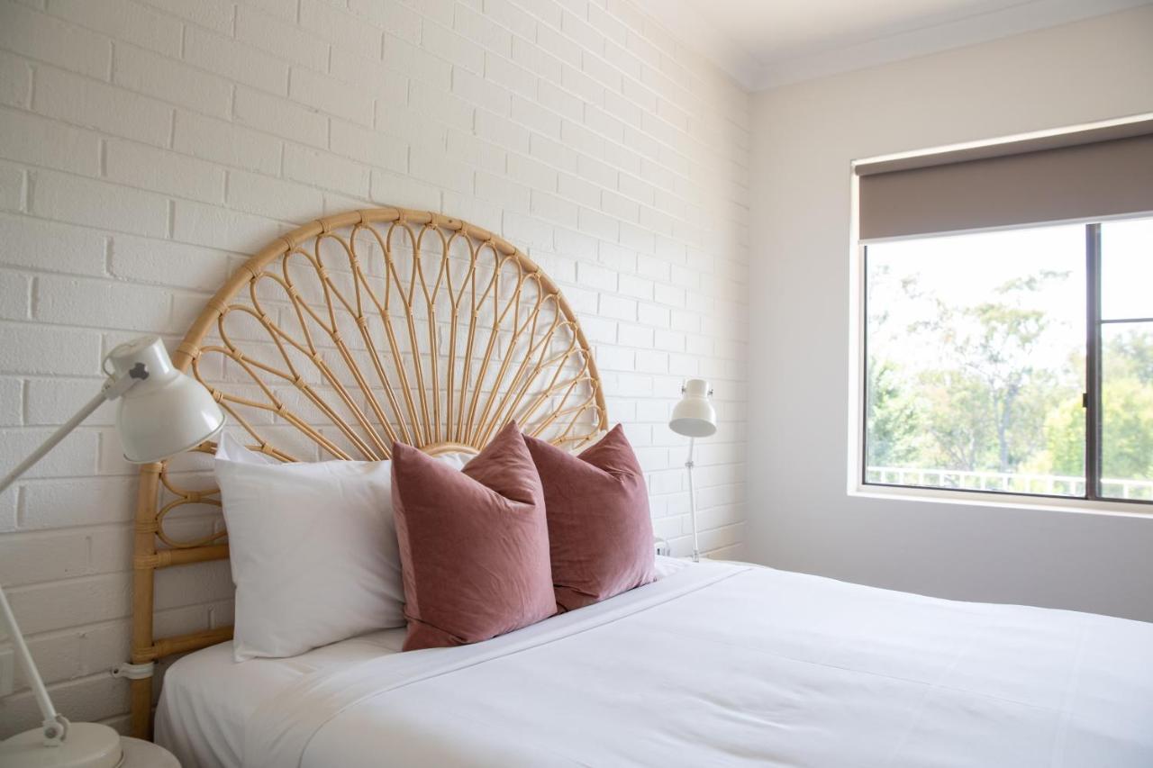 Harriet House Tumut Motel Ngoại thất bức ảnh