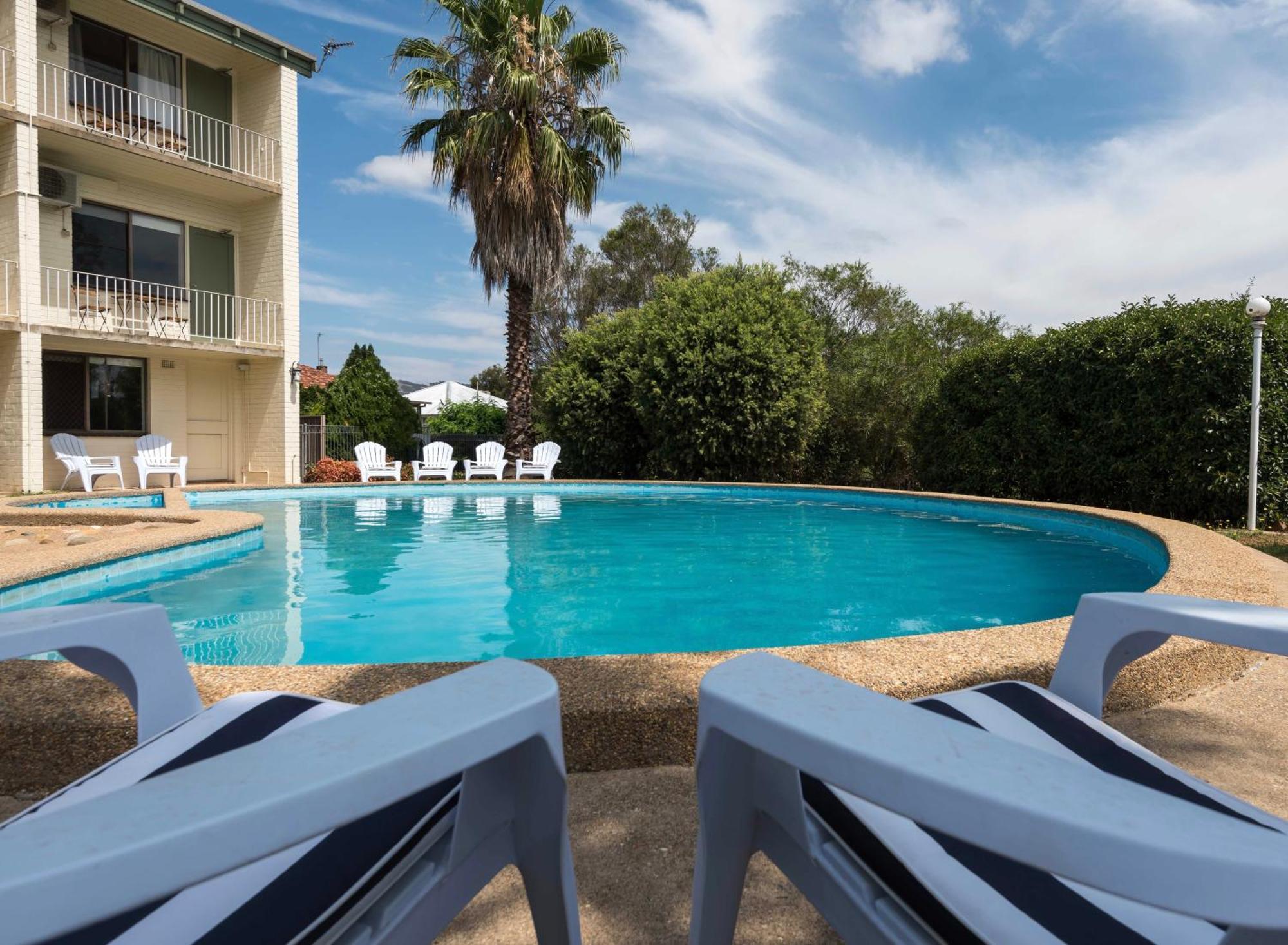 Harriet House Tumut Motel Ngoại thất bức ảnh